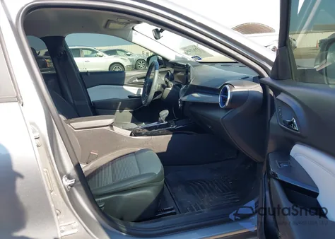 2025 Chevrolet Trax Fwd Lt z USA, uszkodzony, nr VIN KL77LHEP4SC117900